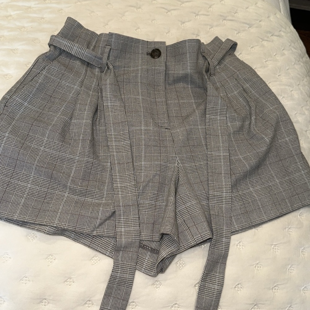 LOFT Gray Checkered Women's Skorts - Picture 2 of 5
